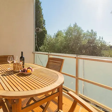 Dimora Levante - Pool & Tennis Apartment *